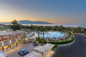 Отель Georgioupolis Resort & Aqua Park  Георгиуполи